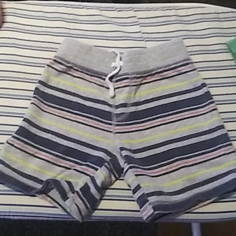 5 pairs of boys bottoms